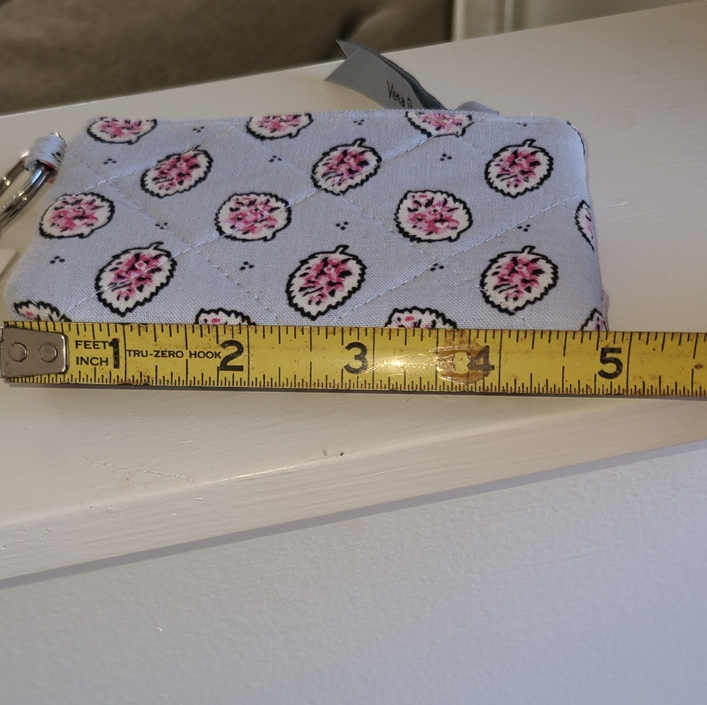 NWT Vera Bradley Light Blue and Pink Quilted Key And Card Holder - Picture 8 of 12